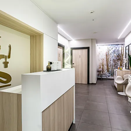 Citadines Eurometropole شقة فندقية
